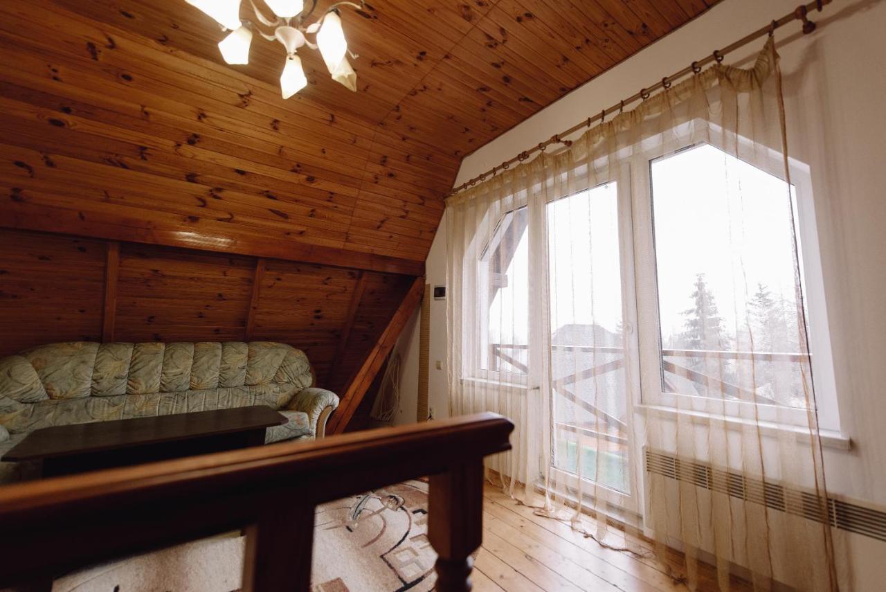 Котедж Яблуниця ภายนอก รูปภาพ